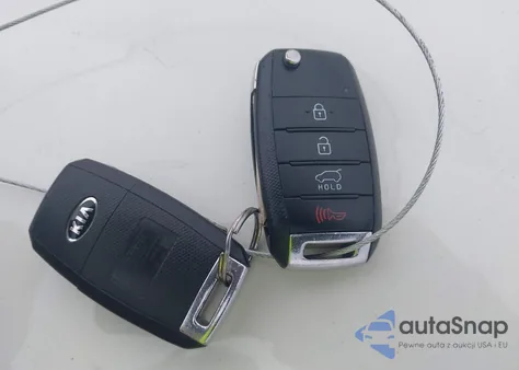 2017 Kia Sorento 3.3L Lx z USA, uszkodzony, nr VIN 5XYPGDA51HG327430